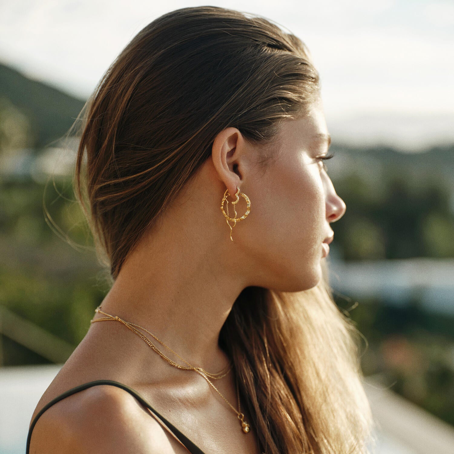 Wavy Sparkly Heart øreringe - forgyldt